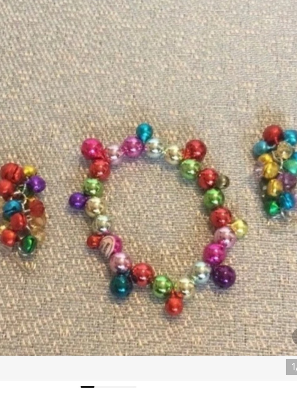 🌺$5.00 must bundle 🌺Multicolor Christmas Beaded Bracelet & Earrings Set